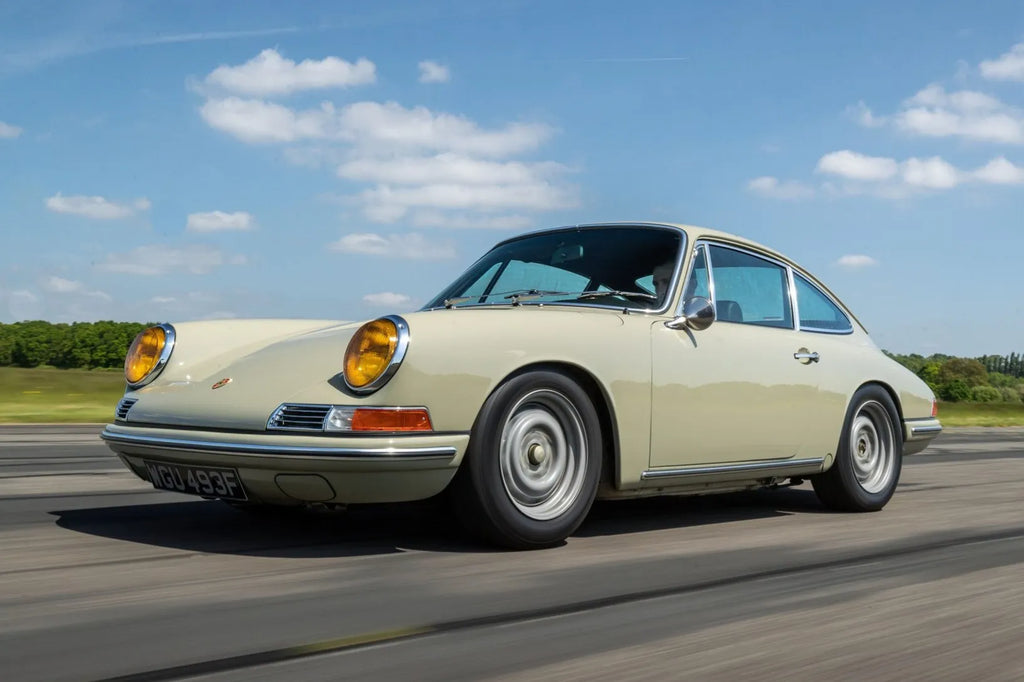 1968 Porsche 911 Coupe 5-Speed (3.0L)