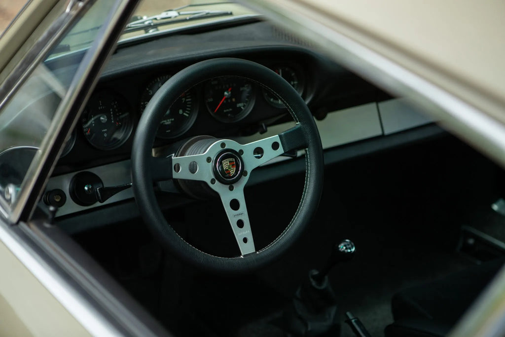 1968 Porsche 911 Coupe 5-Speed (3.0L)