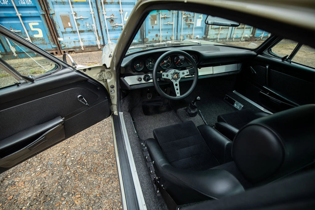 1968 Porsche 911 Coupe 5-Speed (3.0L)