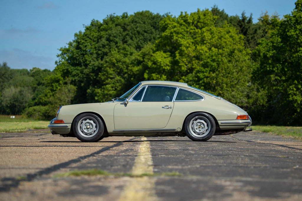 1968 Porsche 911 Coupe 5-Speed (3.0L)